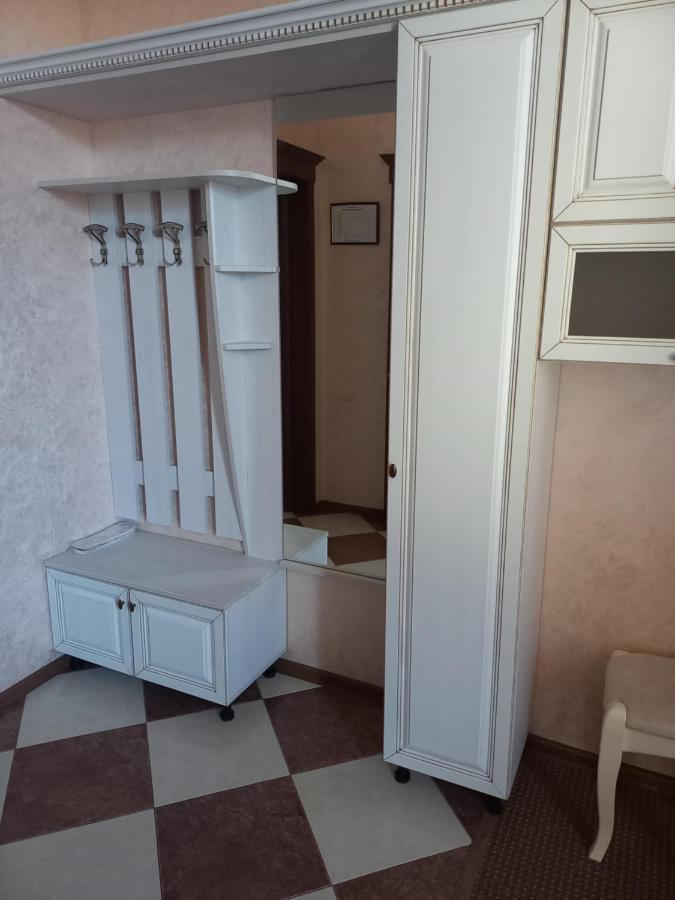 Гостиный Двор Надежда Hotel Khlibodarske Екстериор снимка